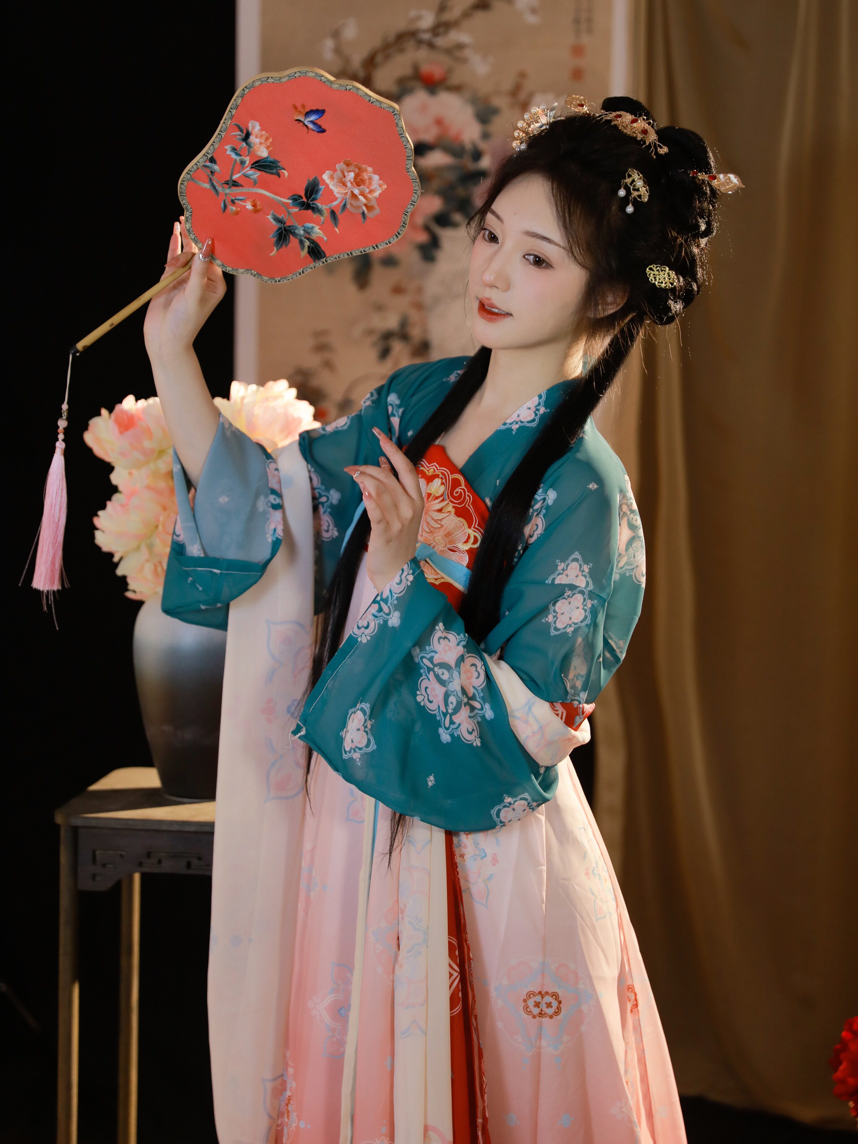 五号工坊2023夏雪纺绣花唐制复原