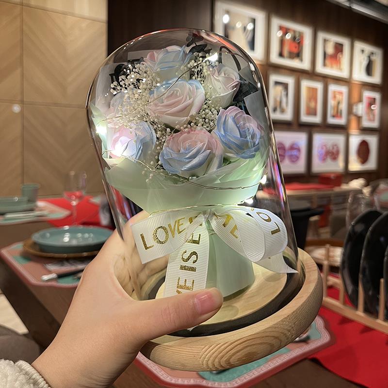 毕业礼物送女生老师女友妈妈伴手礼生日记念表白浪漫玫瑰花永生花