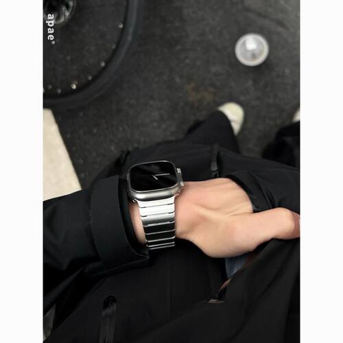 适用苹果AppleWatchS11表带46mm实心49不锈钢iwatch109876钢带SE3