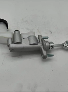8-97943-432-0,8-97945-438-0 适用于Isuzu D-MAX 离合器总泵