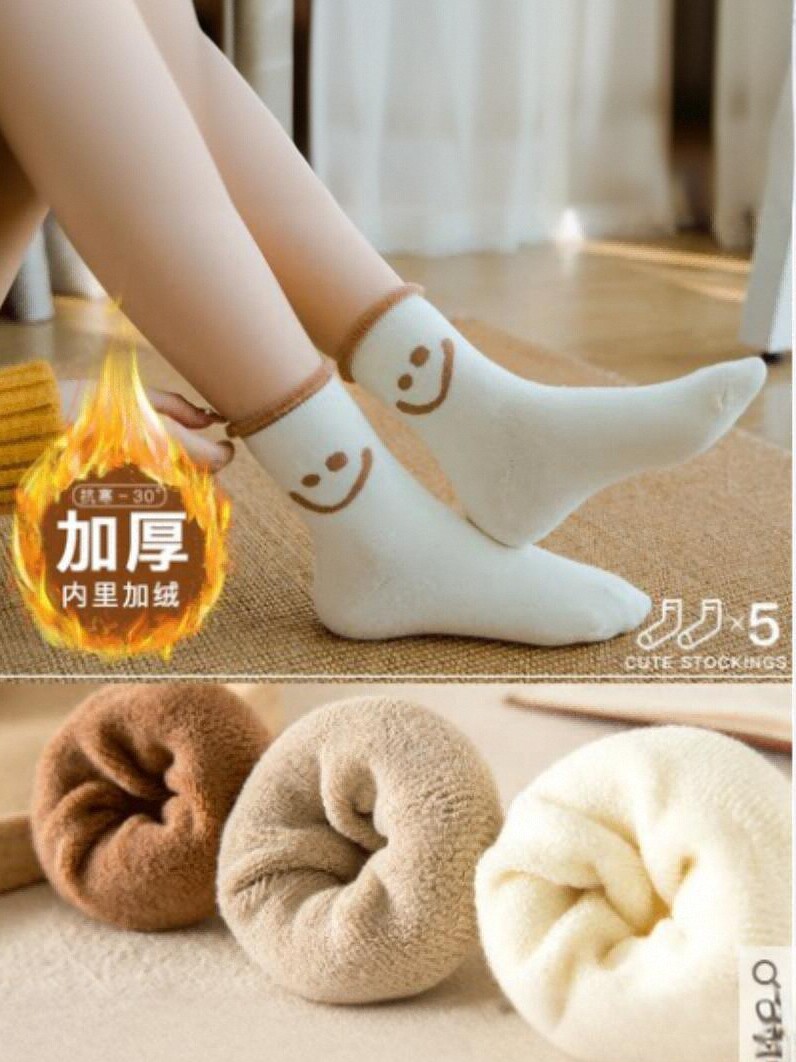 한국판 여성용 두꺼운 양말 따뜻하고 벨벳 종아리 양말 귀여운 일본 가을 겨울 대학 스타일 테리 면 양말과 스타킹