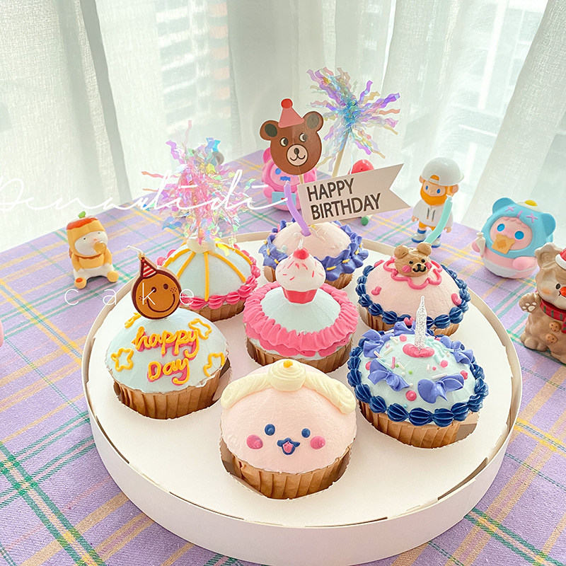 网红复古烘焙蛋糕装饰耐高温卷边礼帽纸杯卡通小熊HB插牌插件装扮