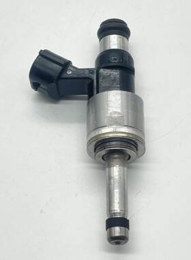 23250-F4010适用于丰田 凯美瑞 2.5 喷油嘴 燃油喷射器23209F4010