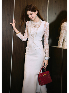 CHICHY洋气千金白色收腰马甲CC2A001253(不含半裙和蕾丝打底衫）