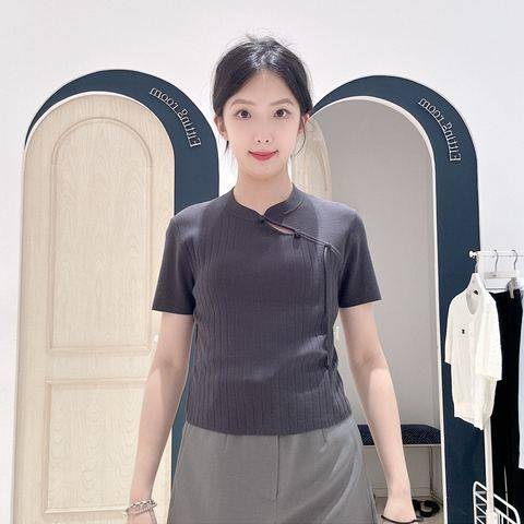 伊芙丽女士简约时尚针织衫1F7230702G