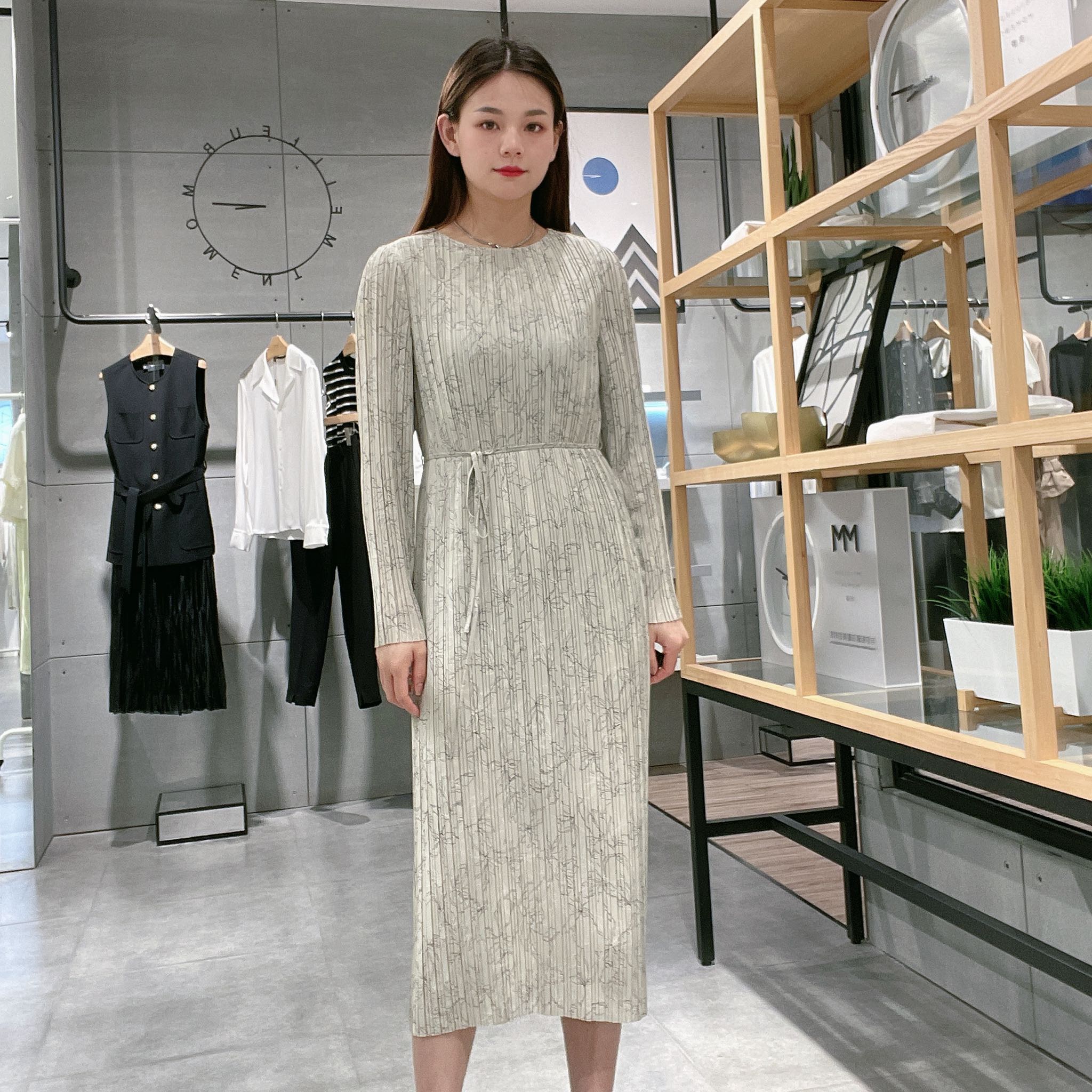 麦檬女士简约休闲连衣裙5E8191821图片