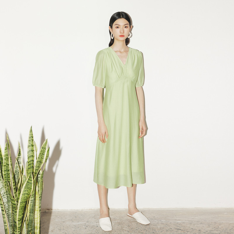 MM麦檬绿色v领法式泡泡袖连衣裙女5E6190811