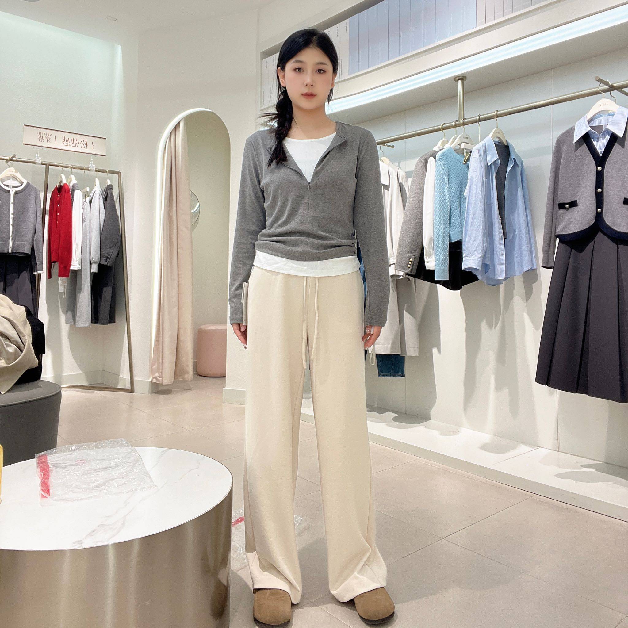 诗凡黎女士简约时尚裤子3FA652171