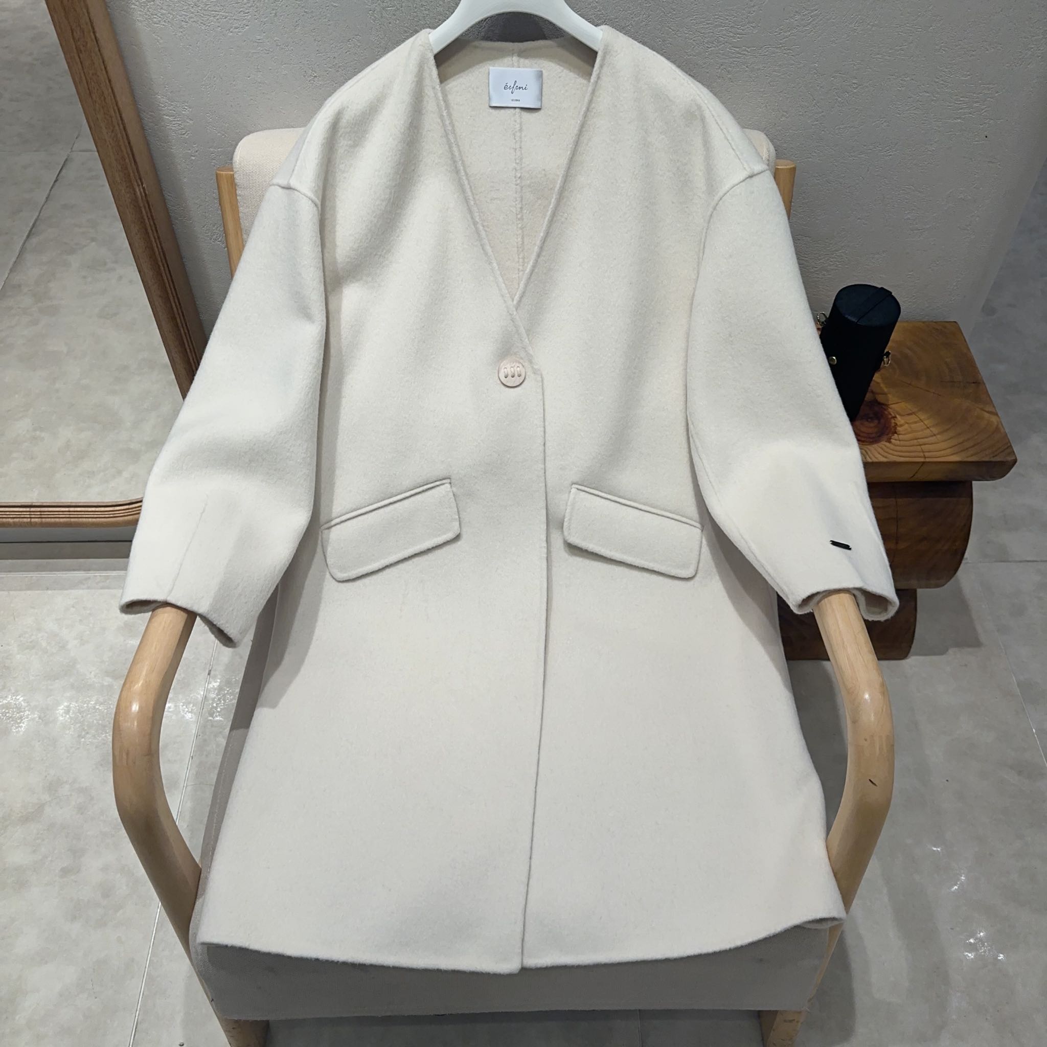 伊芙丽 女士优雅简约毛呢外套1EA370271