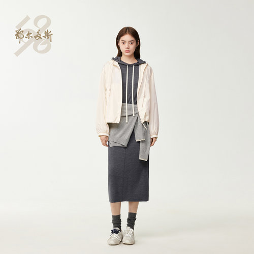 鄂尔多斯1980连帽拉链短外套女装运动休闲夹克25秋冬C256J2006