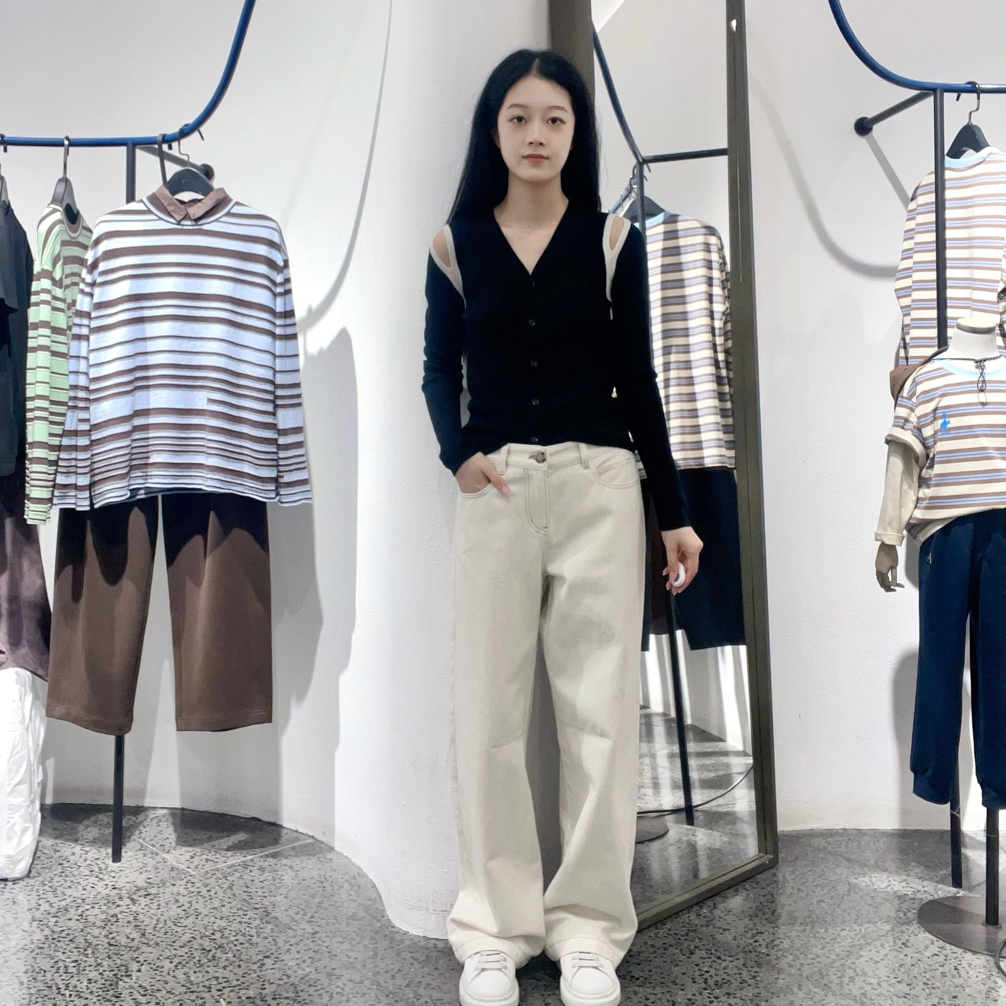 OTT女士简约时尚牛仔裤OS55013302