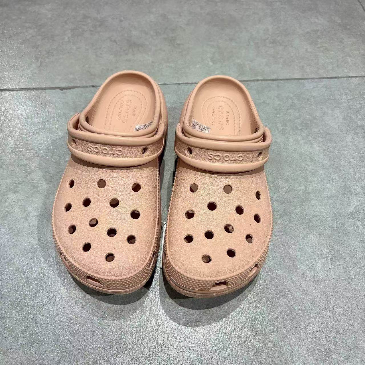 Crocs卡骆驰厚底云朵洞洞鞋女夏季高跟凉鞋沙滩鞋女鞋|206750,女鞋,包头拖,淘宝优惠券,粉丝福利购,淘宝优惠卷