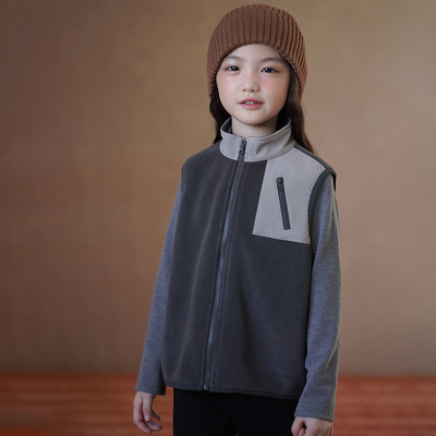 哈齿童装秋冬儿童摇粒绒马甲修身保暖深灰色上衣男童女童校服内搭