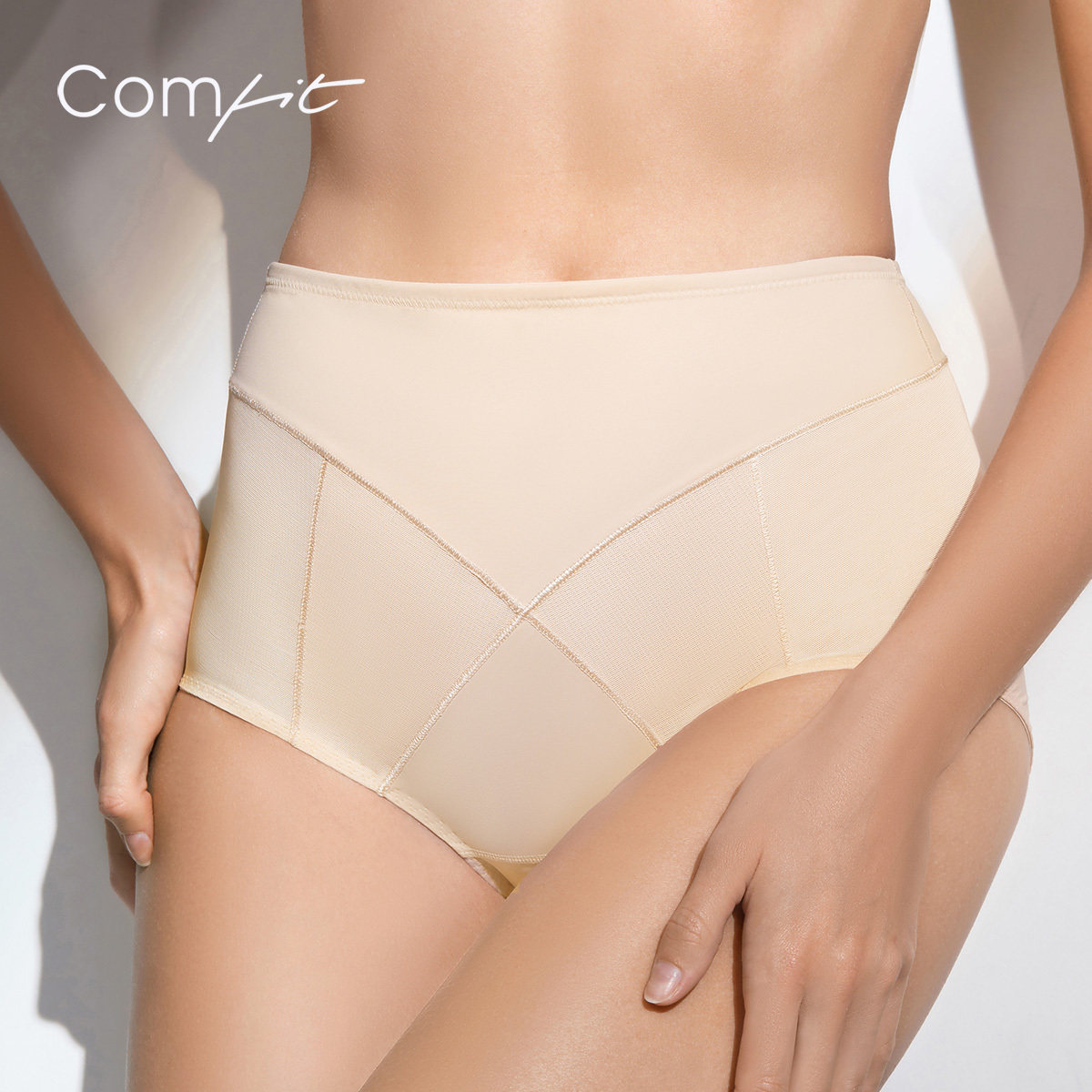 安莉芳Comfit收腹三角束身裤CP00051