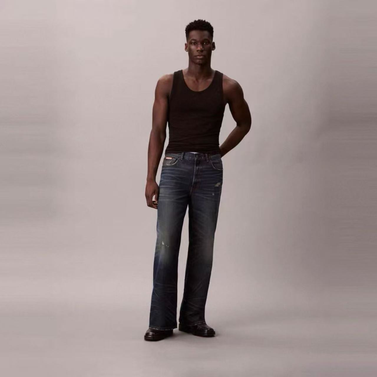 CK Jeans25秋季新男士美式复古潮流磨破纯棉阔腿牛仔裤4RD725G