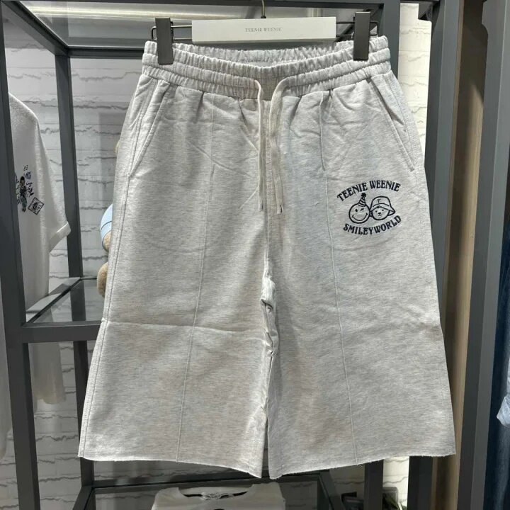 Teenie Weenie休闲短裤TTTM256611N图片