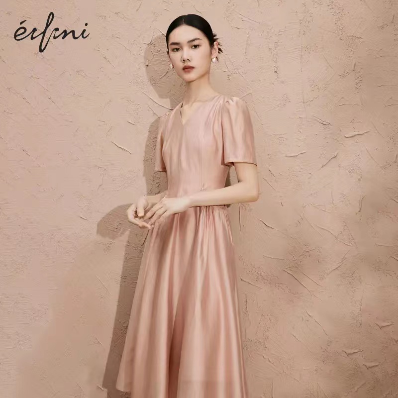 伊芙丽 女士收腰气质简约连衣裙1E4291311