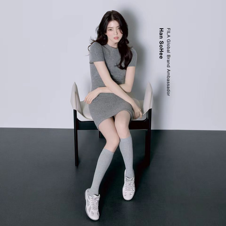 FILA 【薄底鞋】【韩素希同款】MILANO休闲鞋F12W633712F