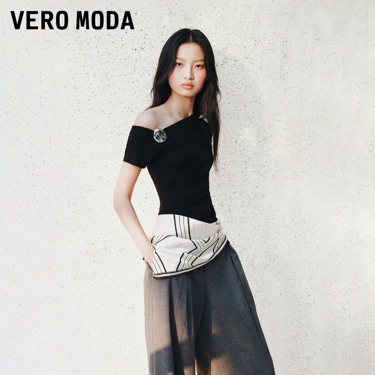 Vero Moda针织衫女2026夏季新款可拆胸针斜肩收腰短袖326245044