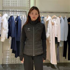 玖姿女士简约时尚羽绒服JWED03373