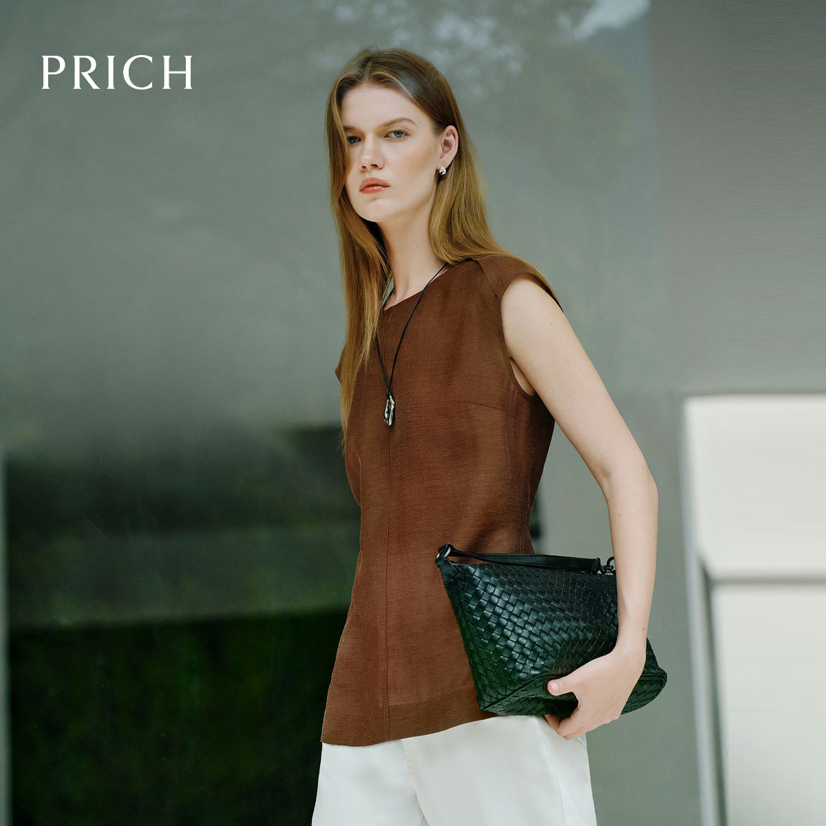 【莱赛尔】PRICH时尚干练无袖衬衫2025夏季微收腰薄款上衣女