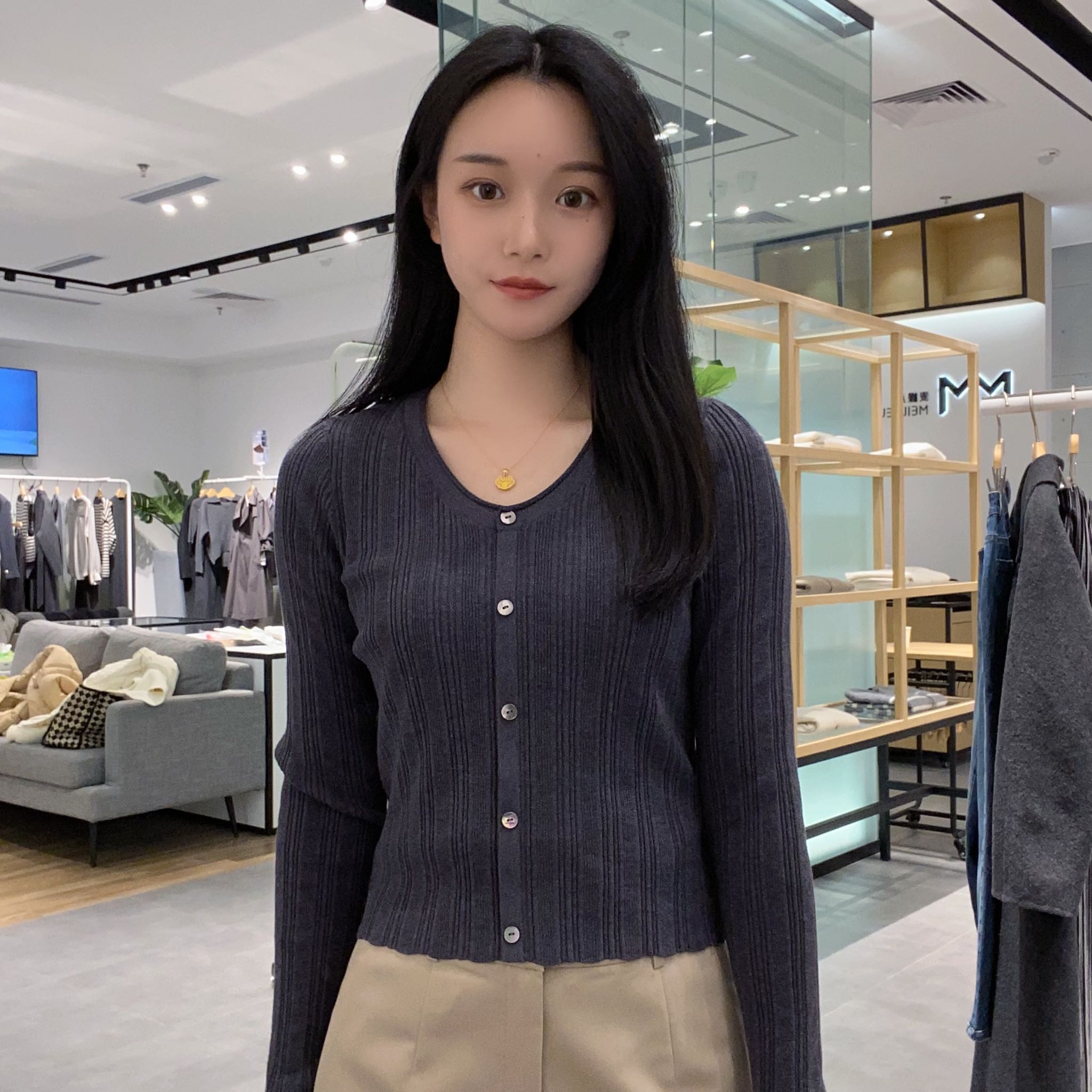 麦檬女士简约时尚毛针织衫5F2130841-1