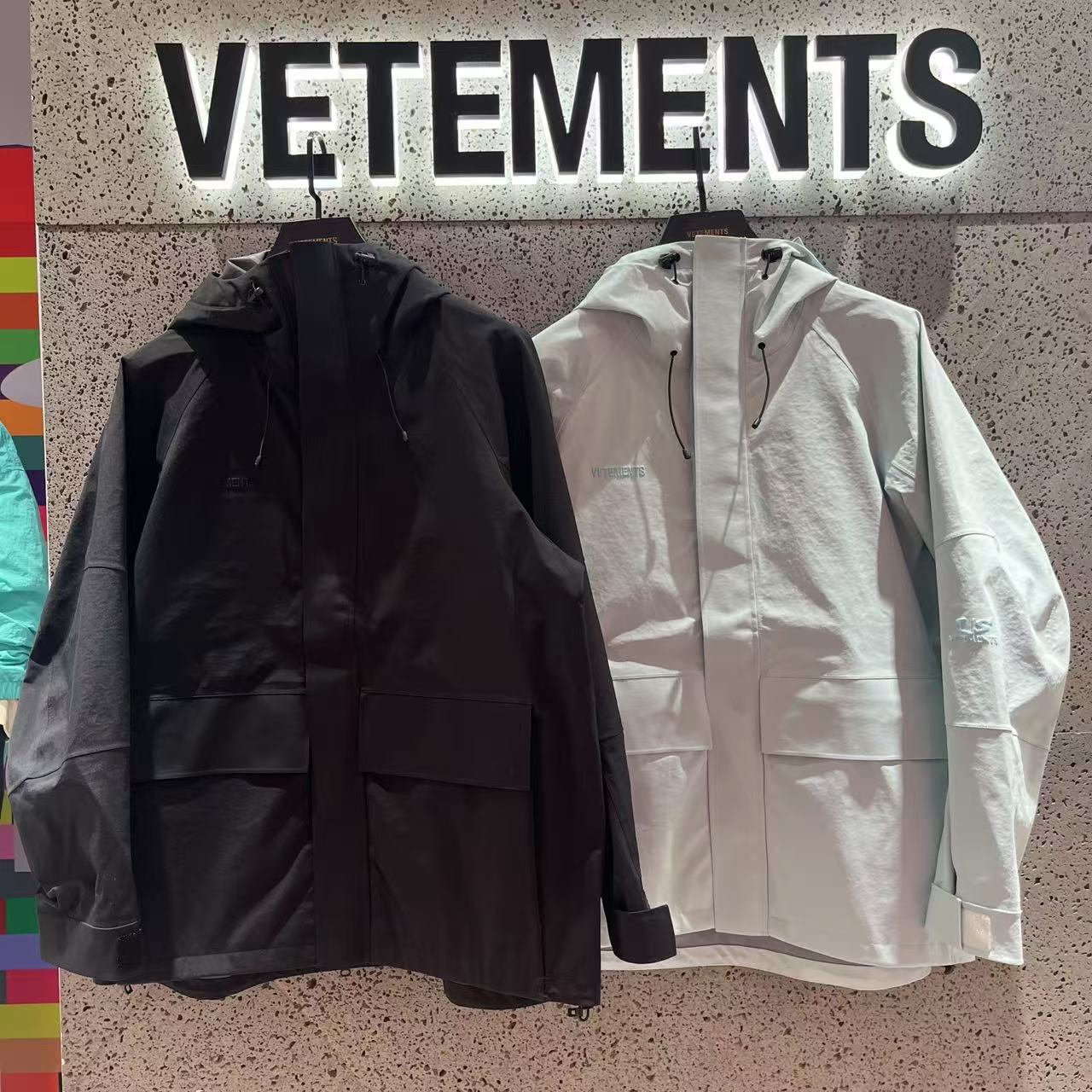 VETEMENTS2025春季夹克35115004