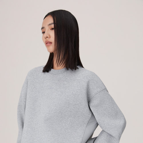 Levi's李维斯冬暖系列25年秋冬女士拼接短卫衣0051T-0001