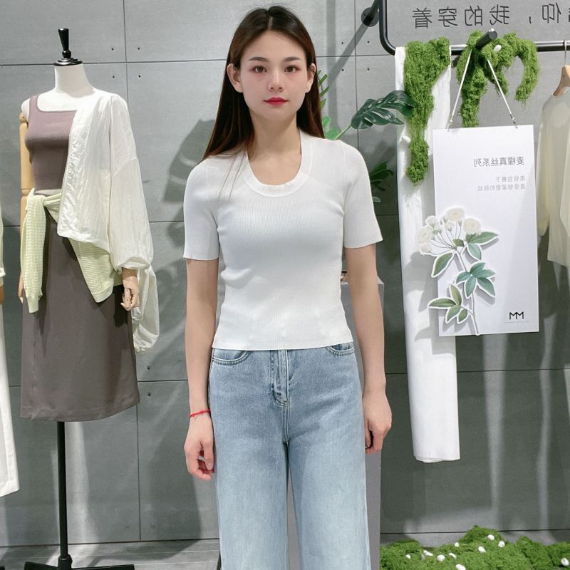 麦檬女士时尚简约针织衫5E7132201图片