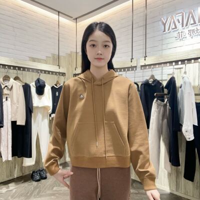 LanaFaY女士简约时尚卫衣L4D179