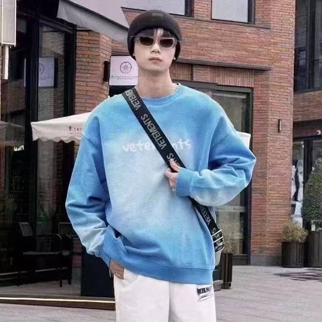 VETEMENTS2025春季套头卫衣35120001