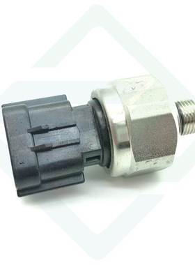 汽车摩托车配件 压力传感器 8GN-83651 8gn-83651-00