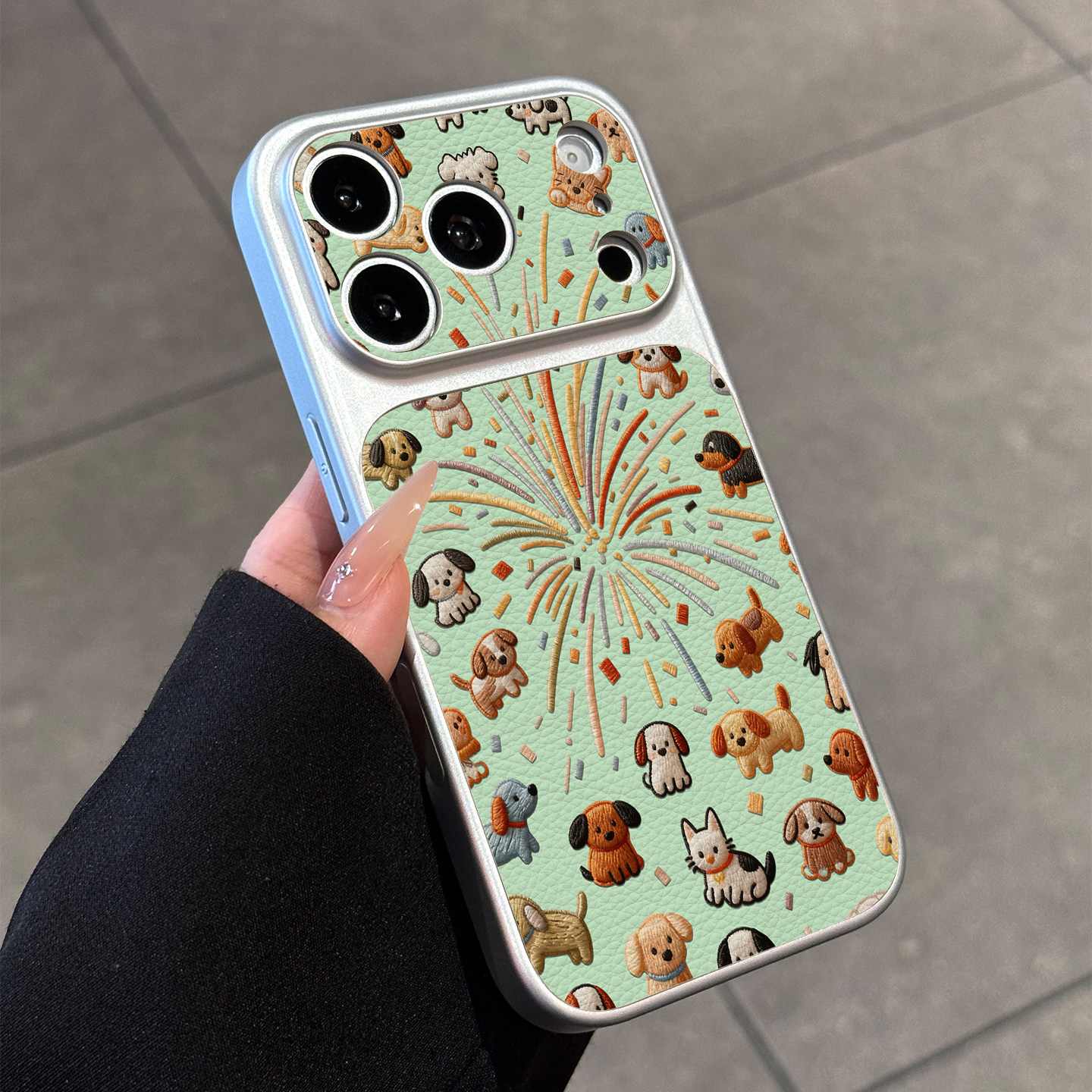 不撞款适用苹果16手机壳秒变17pro新款巨好看iphone15卡通女14promax全包镜头防摔13可爱超好看绿色小羊皮PM