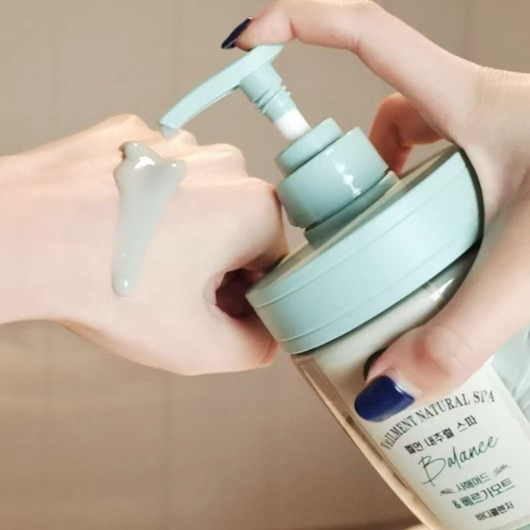 韩国LG安宝笛蓓缦死海泥净澈焕肤沐浴露磨砂膏去痘保湿滋润久留香