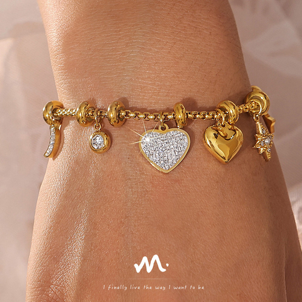 Light luxury personalized diamond studded bracelet