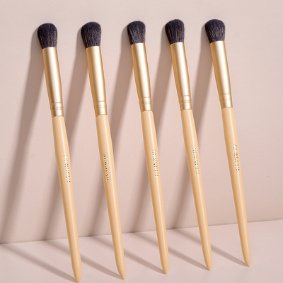 单支便携高光刷鼻影刷