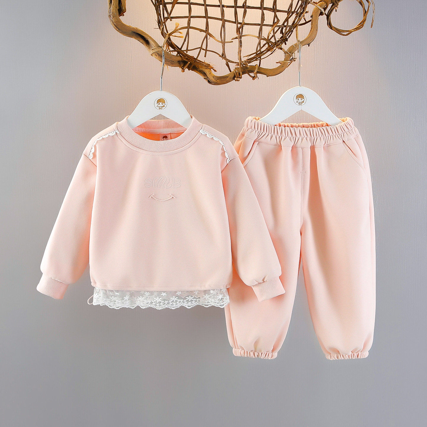 女宝宝春秋长袖卫衣套装女童春季新款两件套洋气蕾丝花边休闲衣服