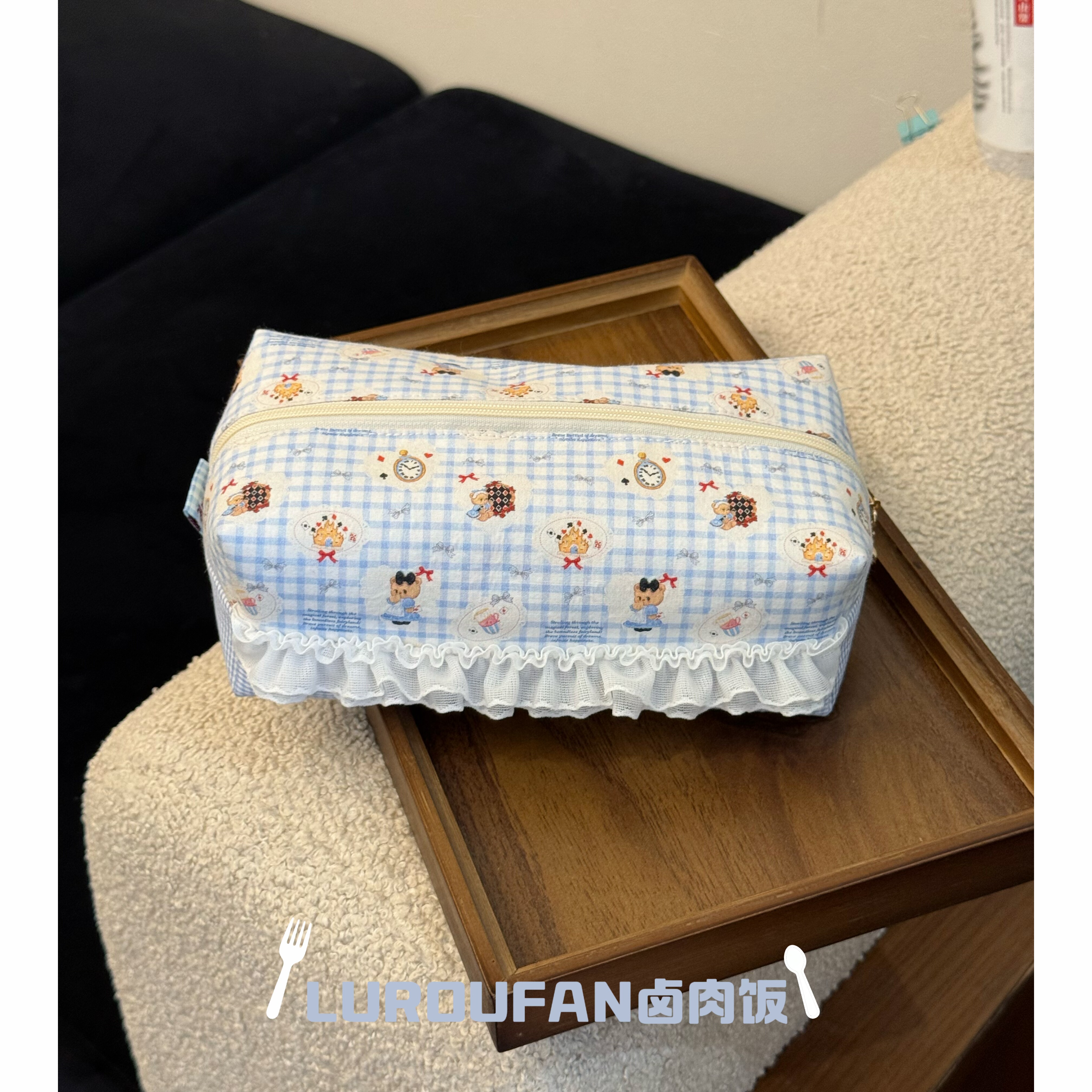 小熊饼干原创设计手作化妆包