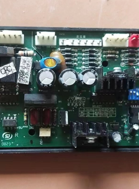 原装 阿里斯顿热水器电脑板主板配件 719204173 JYF071112