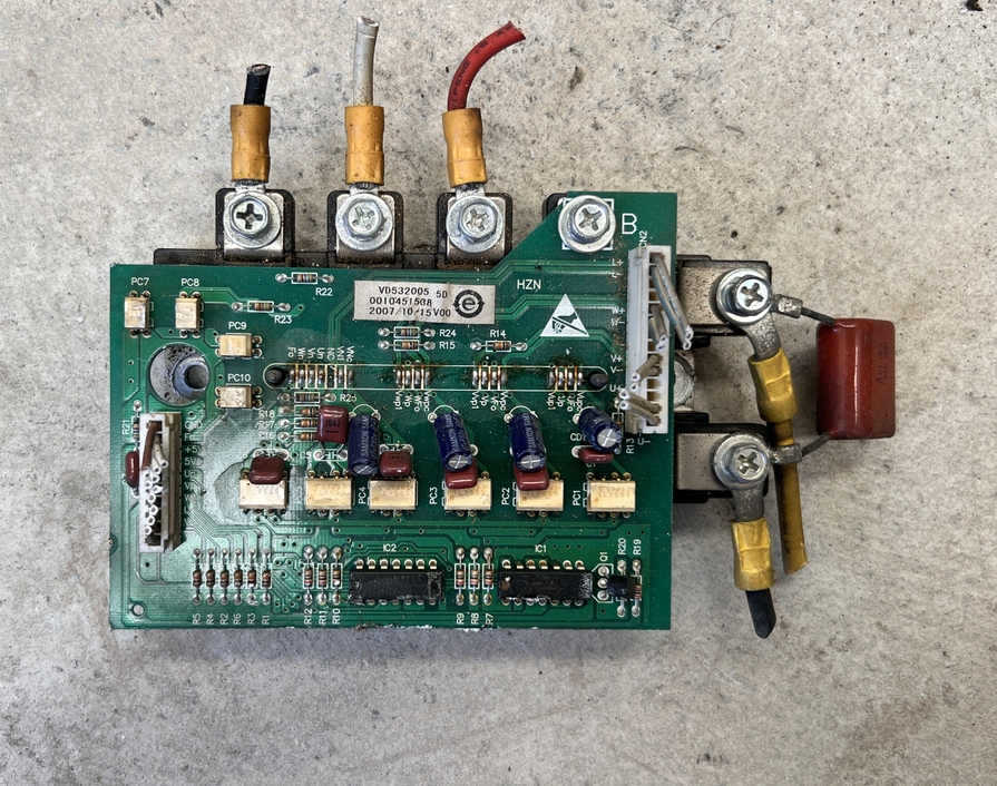 KMR-280W/BP 0010451538 海尔多联机变频模块VC571015 0010451153