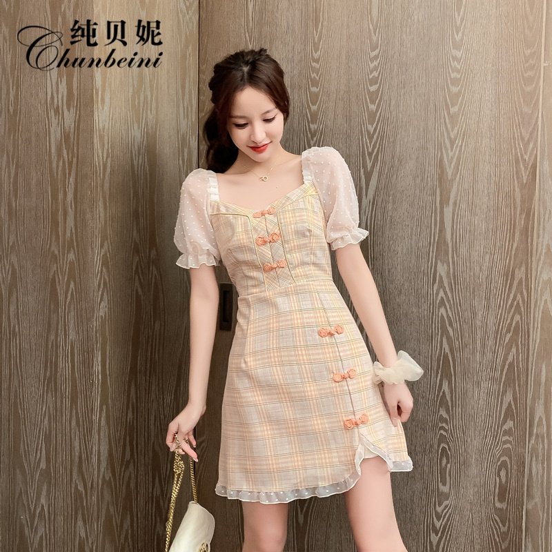 复古裙旗袍2020年新款改良版连衣裙夏季格子泡泡袖气质女神范方领