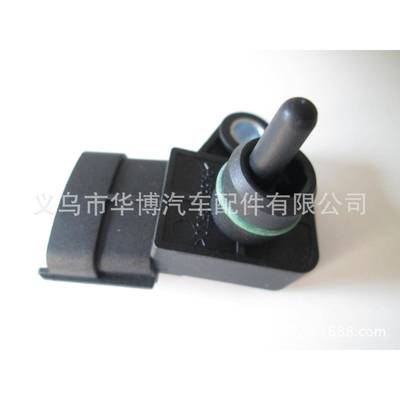 适用索纳塔伊兰特千里马现代进气压力传感器39300-22600
