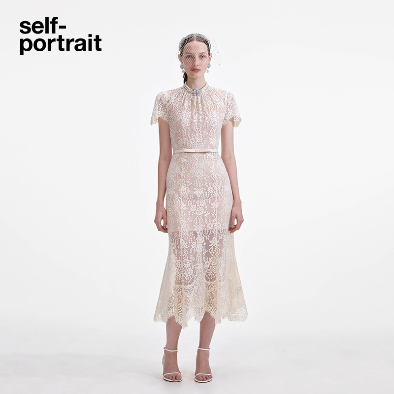 self-portrait蕾丝连衣裙