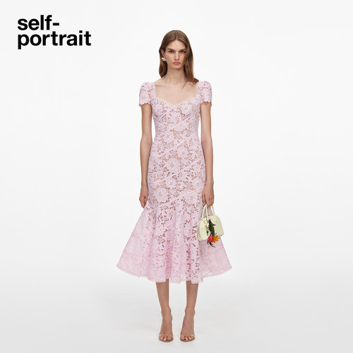 self-portrait蕾丝连衣裙