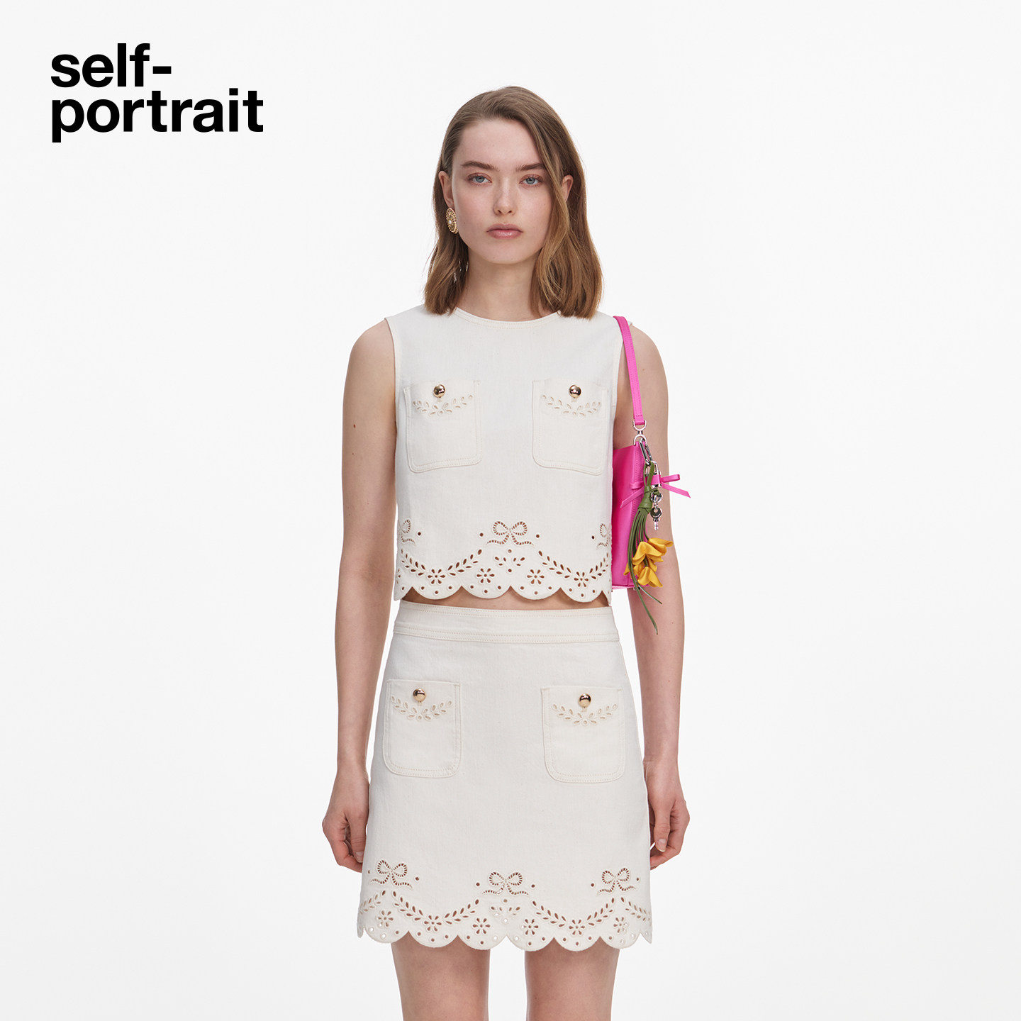 self-portrait 2026早秋新款象牙白无袖短款牛仔刺绣背心上衣