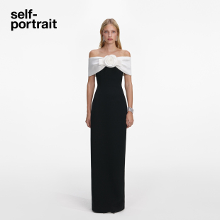 黑撞白花朵装 2026早春新款 饰一字肩连衣裙中长裙 portrait self