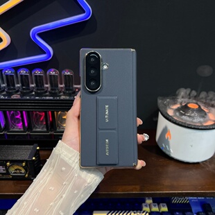 适用于三星Fold7手机壳真皮腕带支架保护套zfold7双中轴折叠屏超薄新款全包防摔商务男女网红高级风时尚防滑