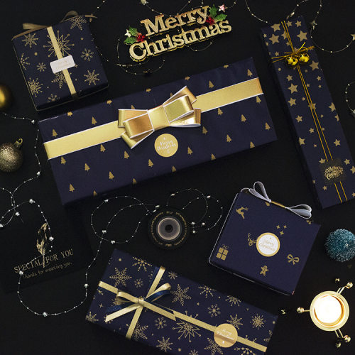 Golden Star Navy Blue Gift Wrapping Paper 金色星星藏青包装纸