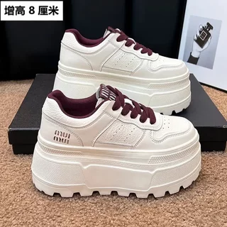 内增高小白鞋女2025新款百搭超火配裙子小个子夏季爆款厚底板鞋潮