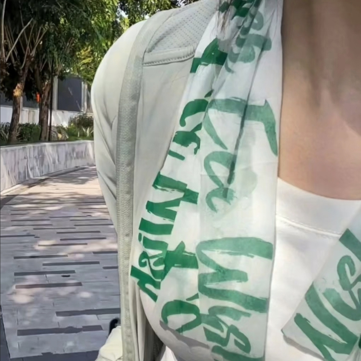 降温旅行好物清风冰感降温湿巾